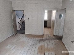 C11175位于昌吉市天润小区临街商铺出租