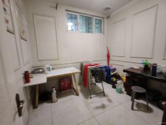 C11177大湾南路110平洗车店转让