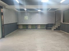 C11183位于昌吉建设路附近旺铺出租