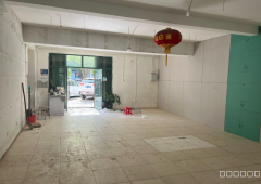 C10498位于阜康市新城花园二期临街店面出租