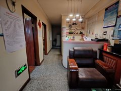 C11185仓房沟广晟园133平棋牌室转让