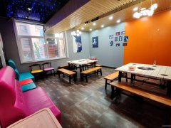 C11188呼图壁亚细亚500平火锅店转让