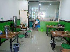 C11193位于昌吉市净化路艺园阳光小区临街早餐店转让