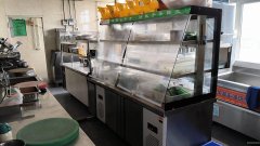 C11197位于五彩湾彩南产业园东方希望商业街餐饮店转让