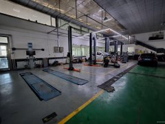 C11213万盛大街三一重工院内1500平汽车修理厂转让