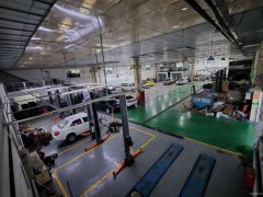 C11213万盛大街三一重工院内1500平汽车修理厂转让