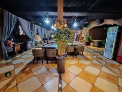 C11214鲤鱼山路金石榴500平餐厅转让