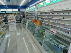 C11217位于昌吉海德花园旺铺品牌药店转让