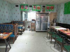 C11223位于阜康市瑶池明珠北门临街店面出租出售