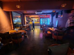 C11239海岛与浪80平酒吧转让