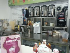 C11255位于昌吉市建国西路都市家园附近临街饮品店转让