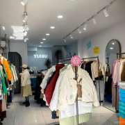 C11257位于五家渠市富强路步行街内服装店低价急转
