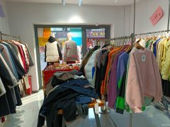 C11257位于五家渠市富强路步行街内服装店低价急转