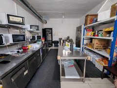 C11266米东区胜通四巷45平外卖店转让