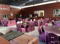 C11273阜康冰湖8队农家乐转让（距天池门票处1.5公里）