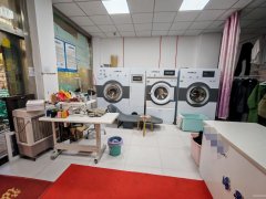 C11283蓝天森林花苑68平干洗店转让