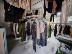 C11283蓝天森林花苑68平干洗店转让