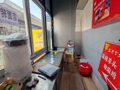 C11290铁路局西单商场楼下小吃店转让