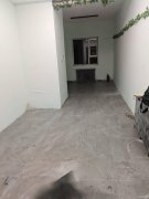 C11297昌吉市绿洲南路越进大院临街两套门面出租