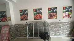 C11300位于昌吉绿洲路新家坡花园旺铺出租