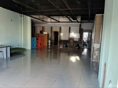 C11304位于昌吉市米兰春天三楼商铺出租