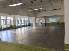 C11304位于昌吉市米兰春天三楼商铺出租