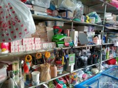 C11305位于昌吉市青年北路市一中附近经营中商店转让