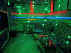 C11315位于阜康市阜兴花园附近临街酒吧转让