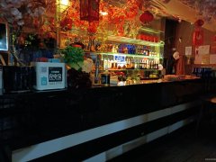 C11315位于阜康市阜兴花园附近临街酒吧转让