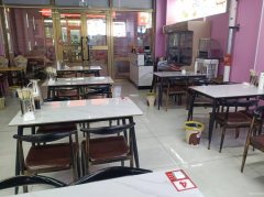 C11329位于昌吉市融投小镇昌吉学院附近临街快餐店转让