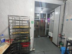 C11330迎宾路经营中50平馍馍店转让