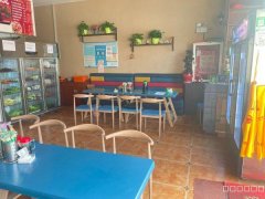 C11332位于昌吉特变森林花园麻辣烫店转让