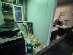 C11340大湾北路百信幸福苑75平美发店转让