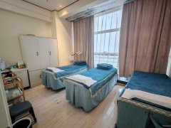 C11341时代广场B座60平养生馆转让