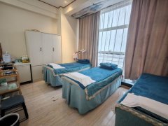 C11341时代广场B座60平养生馆转让