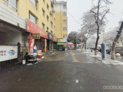 C11342昌吉健康东路沿街店铺出租