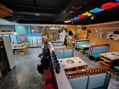 C11355米东区振兴中路名门华府303平火锅店转让