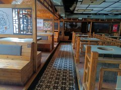 C11356位于阜康市瑶池明珠东门临街商铺出租