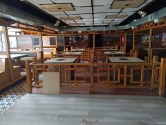 C11356位于阜康市瑶池明珠东门临街商铺出租