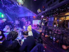 （成功案例）C11358中央郡商圈经营中酒吧转让