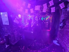 （成功案例）C11358中央郡商圈经营中酒吧转让