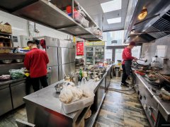 C11359大连街九方财富290平餐厅转让