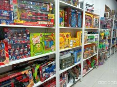 C11360位于阜康市网红街内经营中玩具店转让