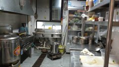 C11361昌吉华中美地临街营业中精装修麻辣烫店急转