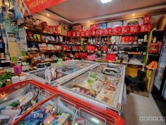 C11379阜康新城花园58平副食品店转让