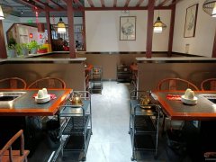 C11383位于五家渠102团八一路品牌火锅店低价急转