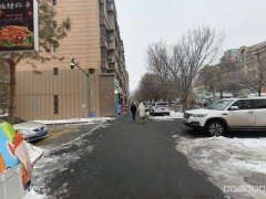 C11386呈信朗悦盛境内小吃店转让