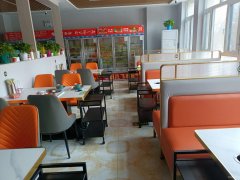 C11395位于五家渠市贝鸟语诚餐饮店低价急转