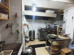 C11396大湾北路沿街餐饮旺铺转让