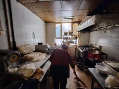 C11400南昌路北二巷65平餐厅转让